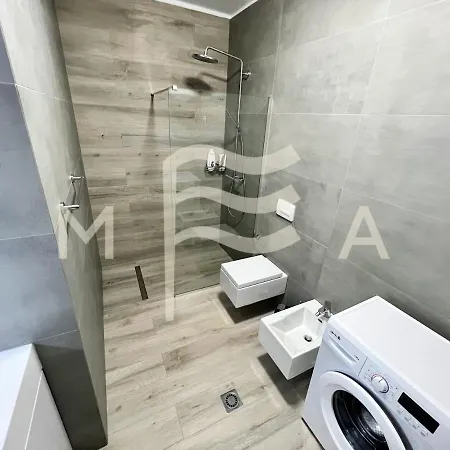 2 Bedroom Apartment, 661 * Durres